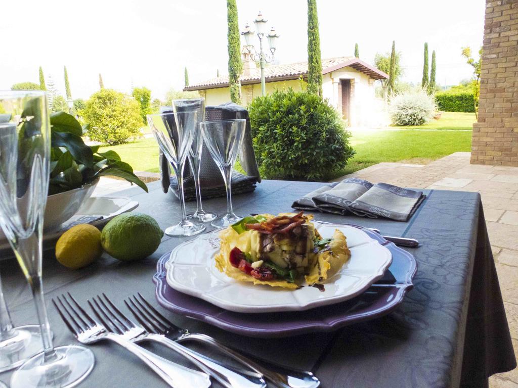 Tenuta Vento Di Mare Lido Di Fondi Bagian luar foto
